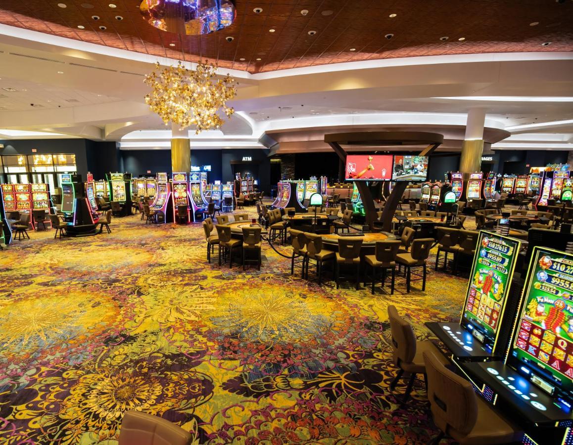 Walker'S Bluff Casino Resort Карбондейл Екстер'єр фото